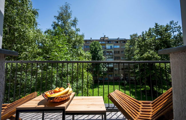 Cozy One-bedroom Apartment Near City Center - Foto 15