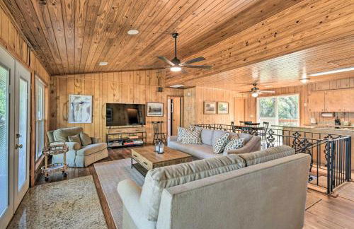 Waterfront Retreat, Near Fishing and Boating! - Foto 4