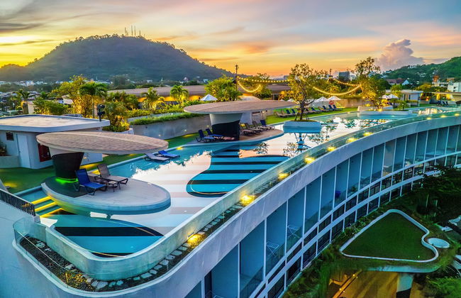 HOMA Phuket Town - Photo 1