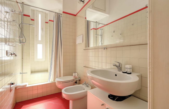 JOIVY Bright flat near the city centre - Foto 17