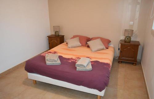 villa classée 4 étoiles avec piscine et boulodrome - Photo 20