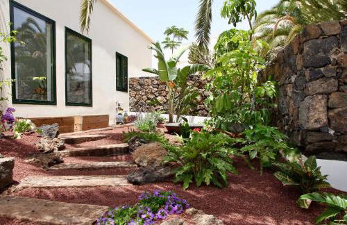 Unique, Stylish & Calm El Estanque by the Sea, Adults Only - Foto 3