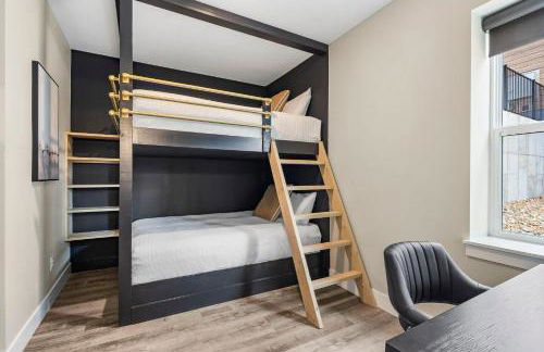 Sunset Salut - Foto 53