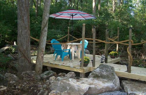 Secluded Sedona Tiny House in Woods Near Lake | Fire Pit, Hammocks, Full Kitchen & Breakfast - Foto 66