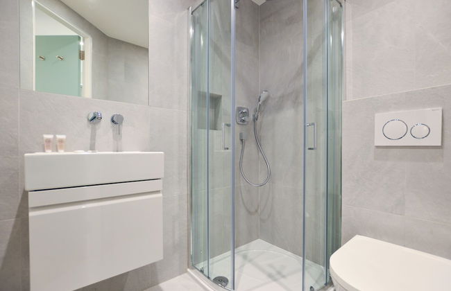 Sale Place Serviced Apartments by Concept Apartments - Photo 35