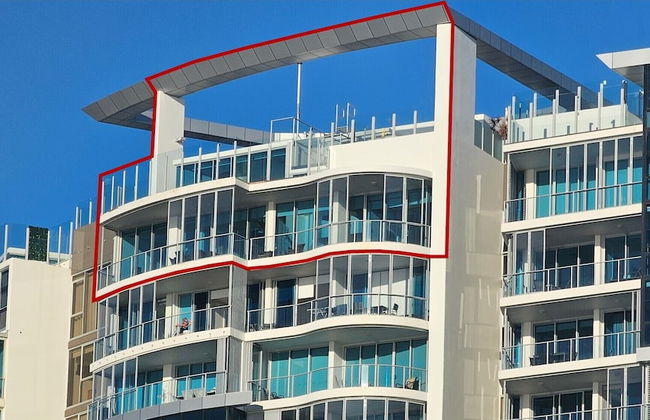 Reflection Tower Two - Photo 24