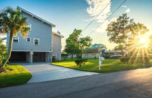 Hernando Hideaway:Heated Pool/Decks/Dock/Balcony/Yard w/ Firepit/Kayaks - Foto 53