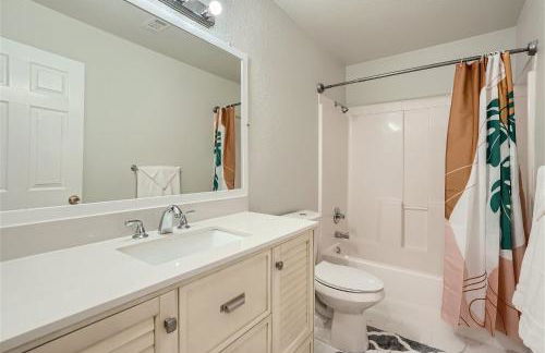 Chic 8BR Retreat Central East Austin for Large Groups - Foto 12