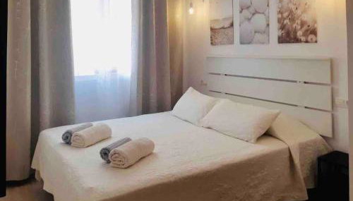 Tolle Wohnung mit 2 Schlafzimmern, Balkon und Pool - Foto 2