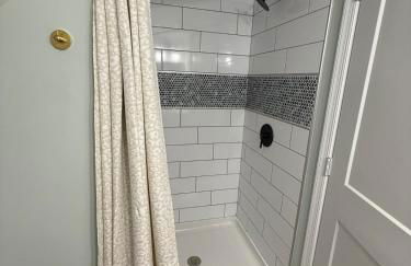 Winston Salem Gem Convenient 4 Bedroom and 2 baths - Foto 45