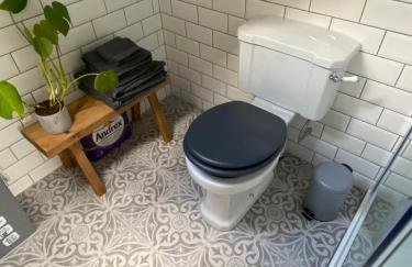 Oak Bray Coach House - Photo 9