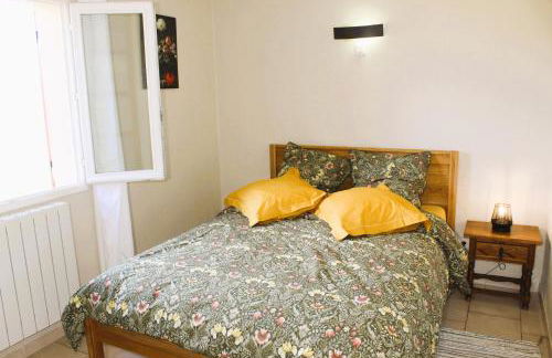 Mas La Gentille ,,, à la campagne , beautiful outdoor , swimming pool , pool house , Nice green Garden , BBQ ,,, only for you , pour passer un séjour inoubliable - Photo 15