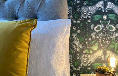 Luxury Chapel Apartment within City Walls - Photo 16