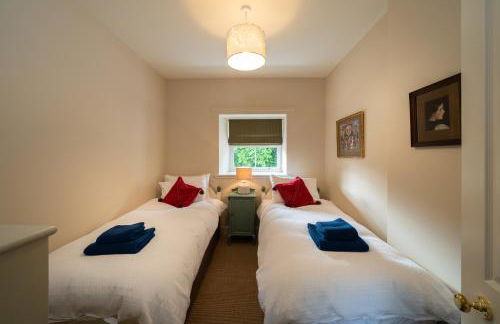 Riverside Cottage, Bridge of Balgie, Glenlyon, Perthshire - Foto 6