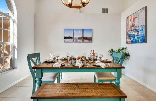 Spacious Canal-View Home with Pool and Game Room - Foto 31