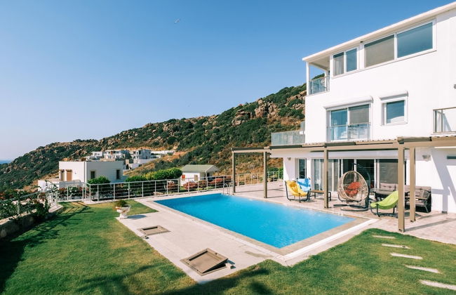 Chic Villa w Patio Pool 3 min to Beach in Bodrum - Foto 2