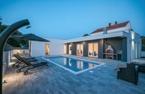 Villa La Reina - Private Heated Pool & Garden - Foto 59