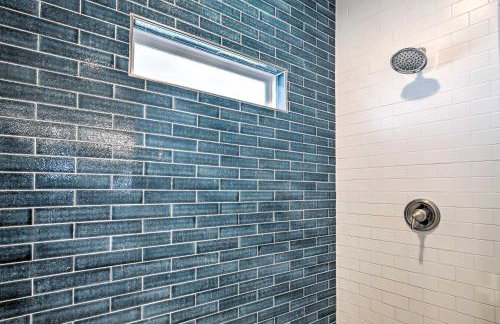 Spacious Texas Getaway with Fire Pit and Pond! - Foto 16