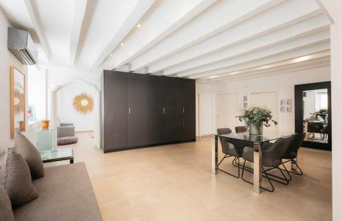 Comfort & Charm in the Center - Foto 17