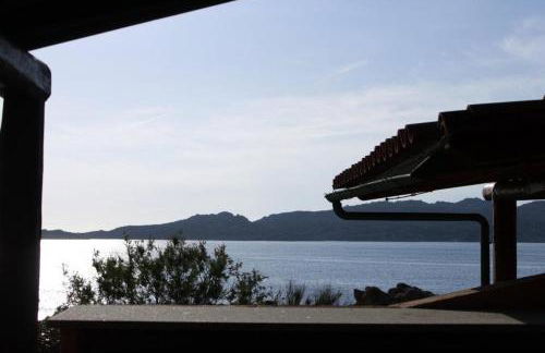 CASA MUGHETTO R5055 WiFi, seafront, private sea access, swimming pool - Foto 65