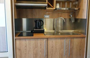 Paradise Hotel & Bar - Photo 16