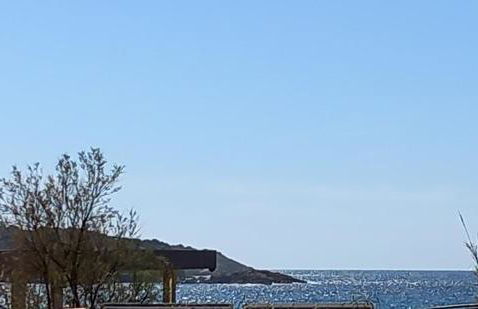 La Tour Fondue Appartement vue mer Grand T2 face a Porquerolles Drap serviette non fournis - Foto 7