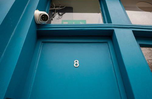 Modern Studio Flat with Balcony in Heart of London - Foto 14