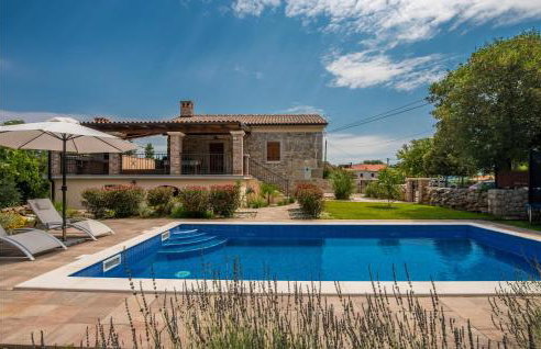 Stunning Home In Svet Vid Dobrinjski - Photo 14