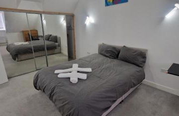 Solid Mirror Home Milton Keynes - Foto 15