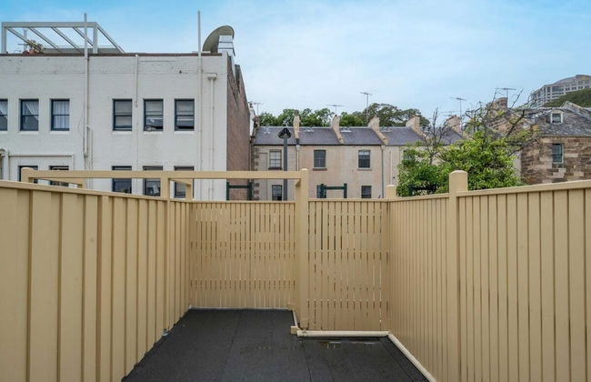 Harbour View Terrace House In The Heart Of The Rocks - Photo 26