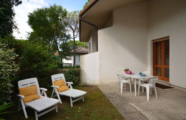 4 bedroom Apartment in Lignano Sabbiadoro with garden and terrace - Photo 3