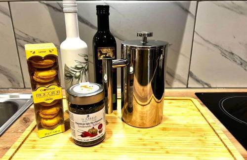 Elegant Hayfield Escape - Heart of Peak District - Photo 6