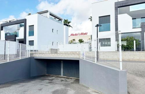 Oasis Beach nice ground floor bungalow overlooking the pool and garden - Foto 37