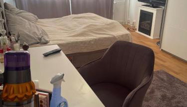 1 Zimmer in einer 2 Zimmer Wohnung zu vermieten WG - Foto 1