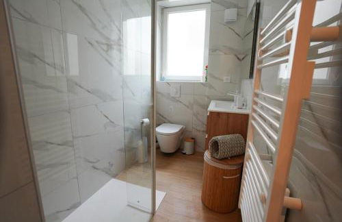 La Bulle Chic, Netflix - central - Photo 5