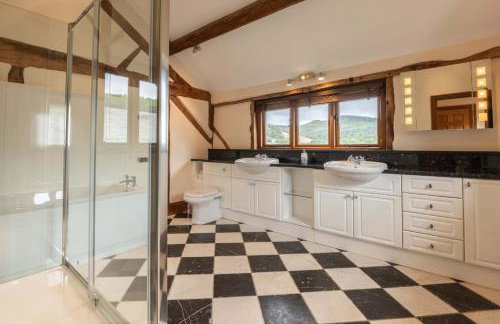 Stud Farm House - Photo 24