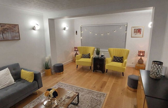 Luxury 5 Bedroom 2 BA House with Parking - Foto 23