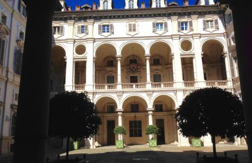 Santi apartment in the heart of Turin - Foto 10