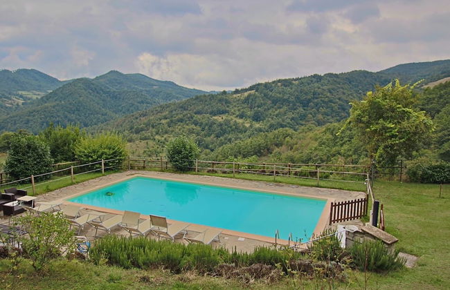 Farmhouse in Apecchio With Pool and Terrace - Foto 22