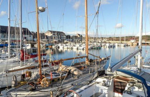 Cozy Home In Paimpol With Wifi - Photo 7