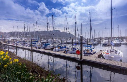 Marina View Apartment - Photo 25