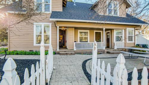 Walk to Boat Launch! Heritage House of Lakeport - Foto 3