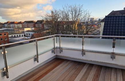Modern Living Apartment with Sunset Terrace - Lift - Smart TV - XXL Terrasse - Foto 23
