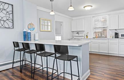 Cozy 1 BR Apt - 3 Blocks to Beach - Sleeps 6 - Foto 4