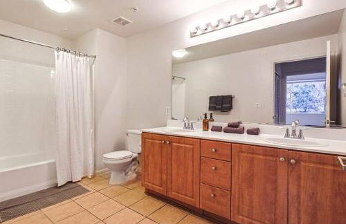 Well-Located 3BR Near SoFi Stadium & LAX - Foto 15