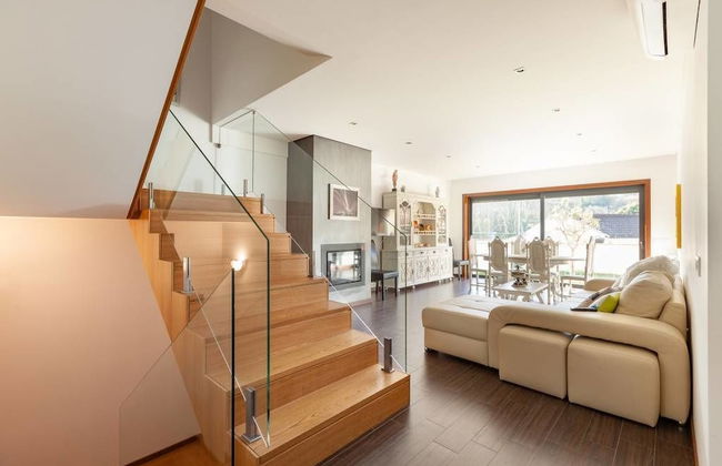 Private Modern Home, Fully Equipped, Near Historic Braga Centre - Photo 31