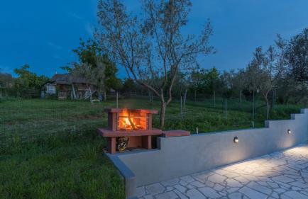 Villa Pendolina with pool and grill in Umag - Foto 10