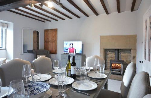 Postman's Knock - Photo 8