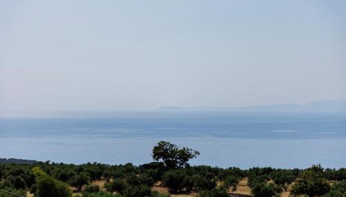 Arapakis Historic Castle - Photo 2