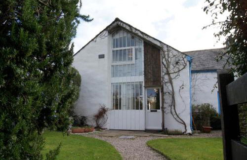 Regatta Cottage - Photo 1